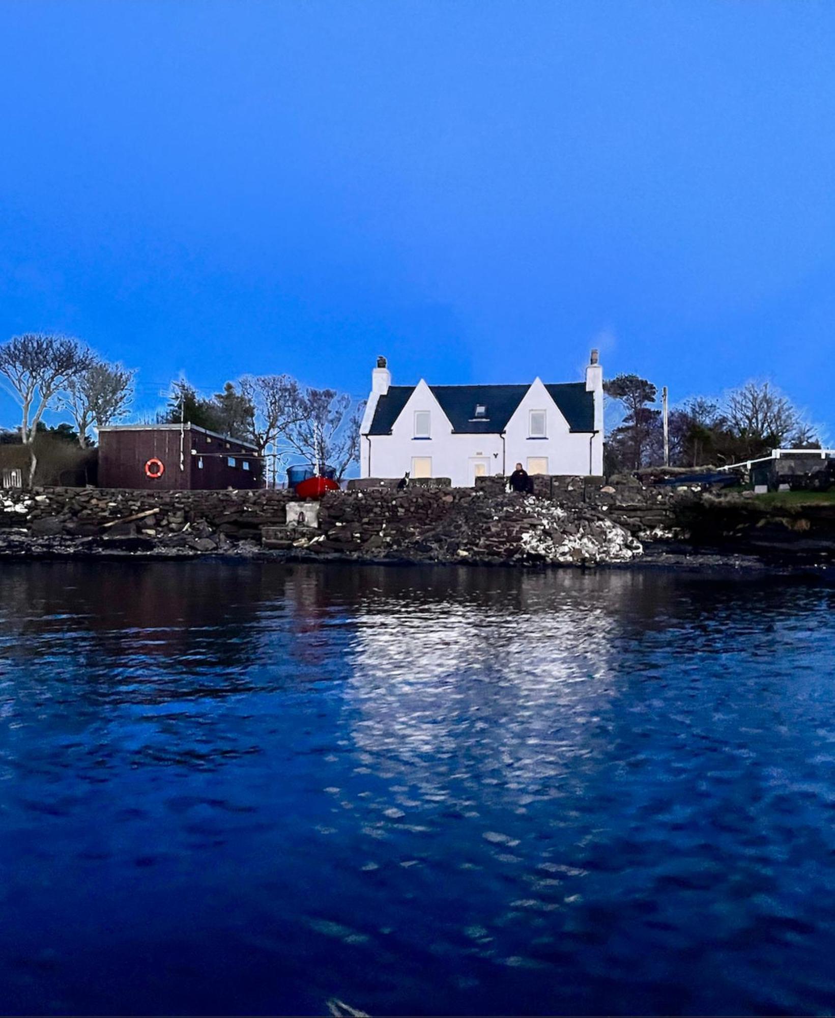 Carnmhor, Isle Of Skye - Stunning 242 Year Old Cottage On Its Own Sea Shore! Breakish Ngoại thất bức ảnh