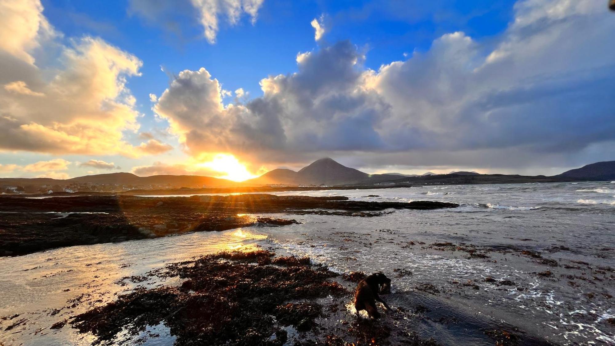 Carnmhor, Isle Of Skye - Stunning 242 Year Old Cottage On Its Own Sea Shore! Breakish Ngoại thất bức ảnh