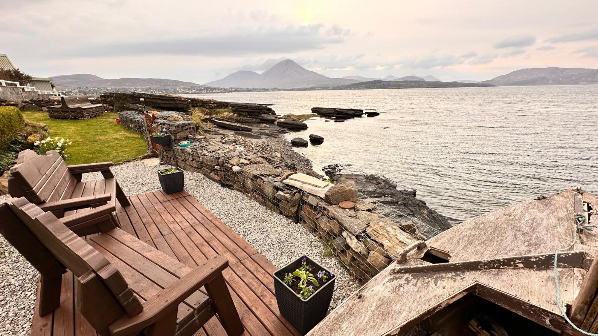 Carnmhor, Isle Of Skye - Stunning 242 Year Old Cottage On Its Own Sea Shore! Breakish Ngoại thất bức ảnh